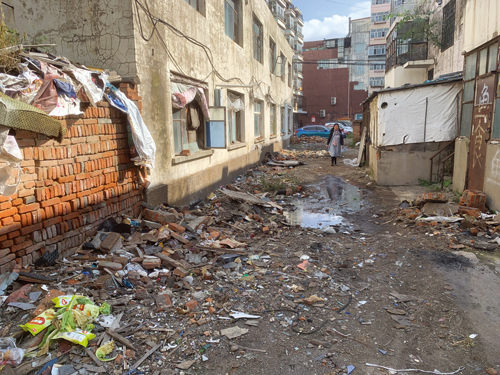 安智小区"简易楼"破旧不堪需修缮